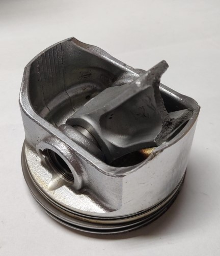 Kawasaki FX801V 13001-7025 Engine Piston (Used)